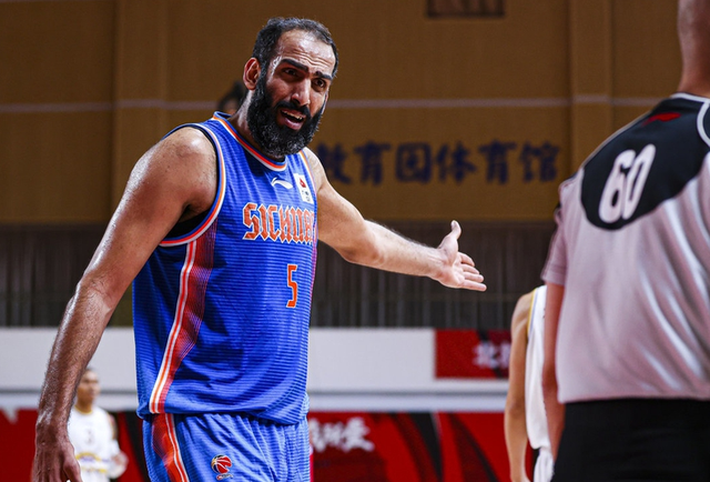 星空体育app官方下载-风云突变！拜仁慕尼黑清晨篮板制胜，CBA季后赛版图或变，质疑声仍在，心理建设被强调的简单介绍